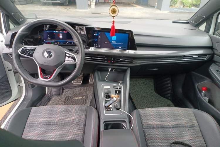 Used Volkswagen Golf GTI 2021 380TSI DSG GTI Center Console