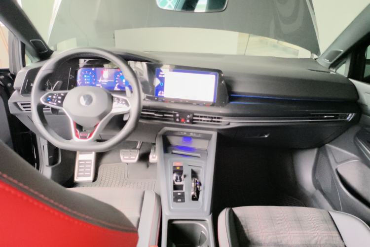 Used Volkswagen Golf GTI 2021 380TSI DSG GTI Center Console