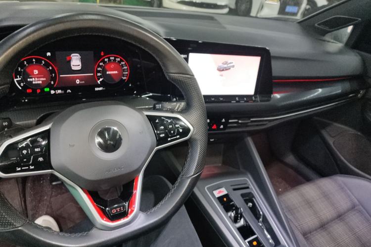 Used Volkswagen Golf GTI 2021 Facelift 380TSI DSG GTI Center Console