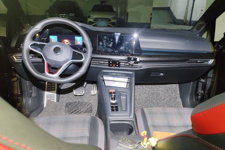 Used Volkswagen Golf GTI 2021 380TSI DSG GTI Center Console