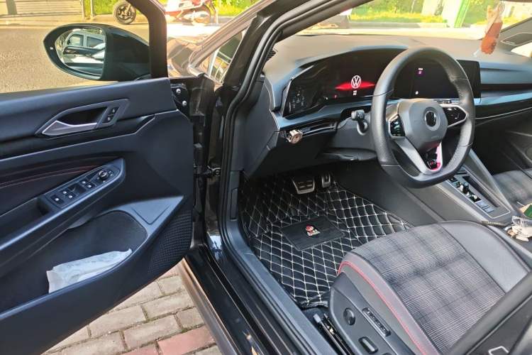 Used Volkswagen Golf GTI 2021 380TSI DSG GTI Driver Seat