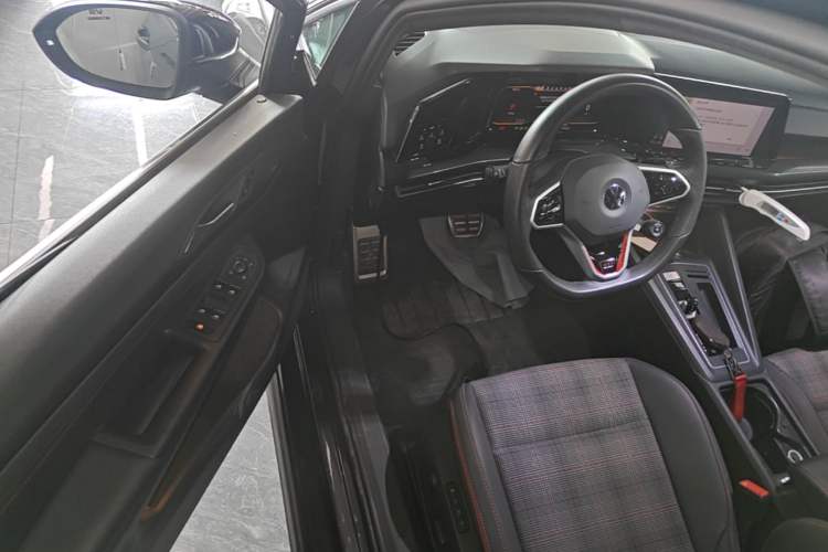 Used Volkswagen Golf GTI 2021 Facelift 380TSI DSG GTI Driver Seat