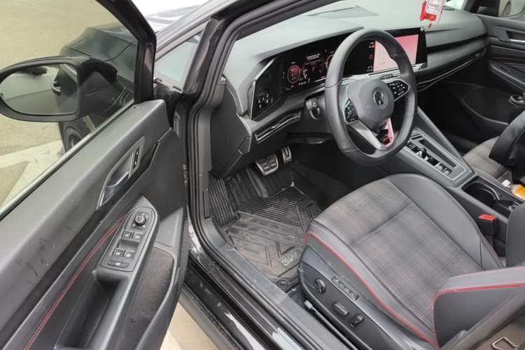 Used Volkswagen Golf GTI 2021 Facelift 380TSI DSG GTI Driver Seat