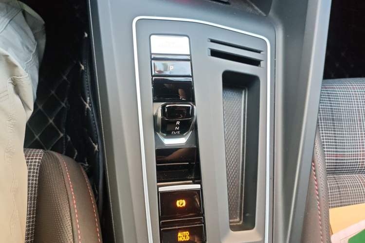 Used Volkswagen Golf GTI 2021 380TSI DSG GTI Gear Lever