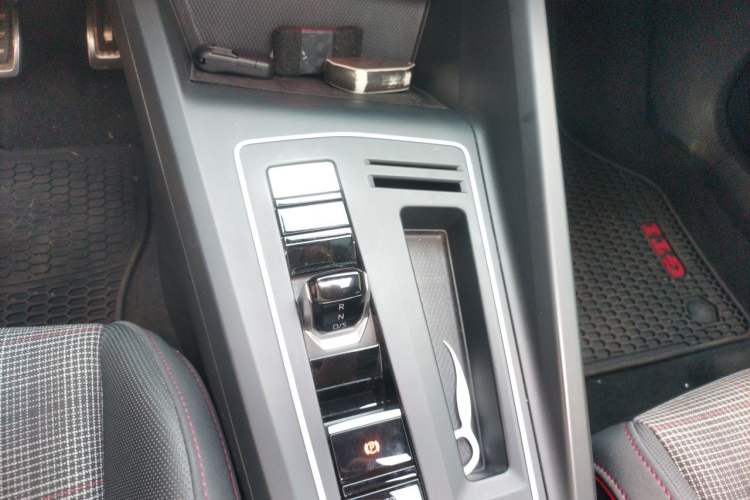 Used Volkswagen Golf GTI 2021 380TSI DSG GTI Gear Lever