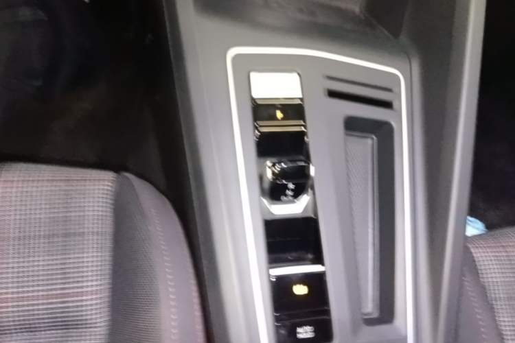 Used Volkswagen Golf GTI 2021 380TSI DSG GTI Gear Lever