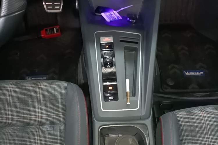 Used Volkswagen Golf GTI 2021 380TSI DSG GTI Gear Lever