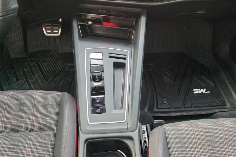 Used Volkswagen Golf GTI 2021 380TSI DSG GTI Gear Lever