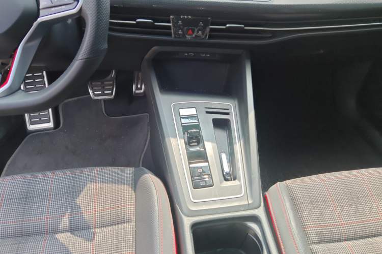 Used Volkswagen Golf GTI 2021 380TSI DSG GTI Gear Lever