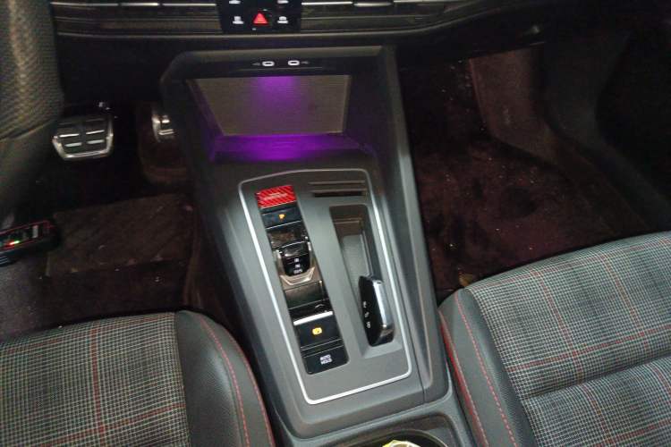 Used Volkswagen Golf GTI 2021 Facelift 380TSI DSG GTI Gear Lever