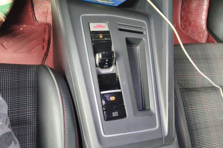 Used Volkswagen Golf GTI 2021 380TSI DSG GTI Gear Lever