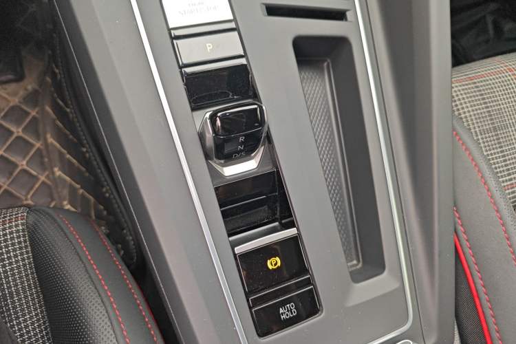 Used Volkswagen Golf GTI 2021 380TSI DSG GTI Gear Lever