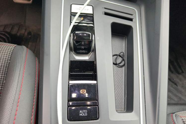 Used Volkswagen Golf GTI 2021 380TSI DSG GTI Gear Lever
