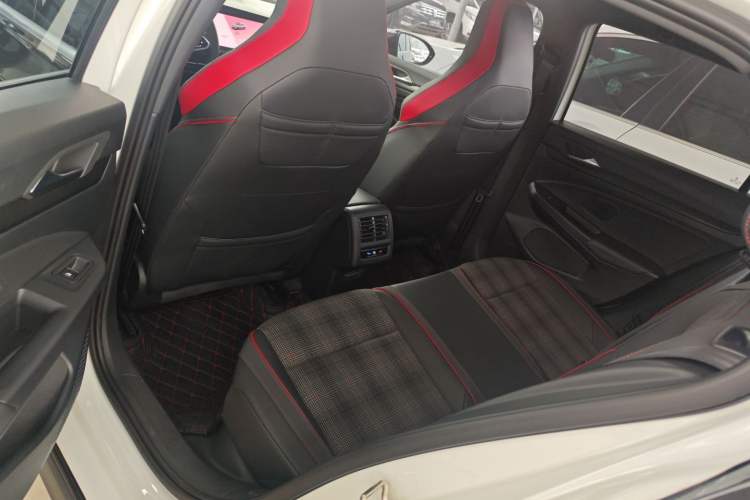 Used Volkswagen Golf GTI 2021 380TSI DSG GTI Interior 1