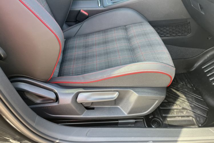 Used Volkswagen Golf GTI 2021 380TSI DSG GTI Interior 12