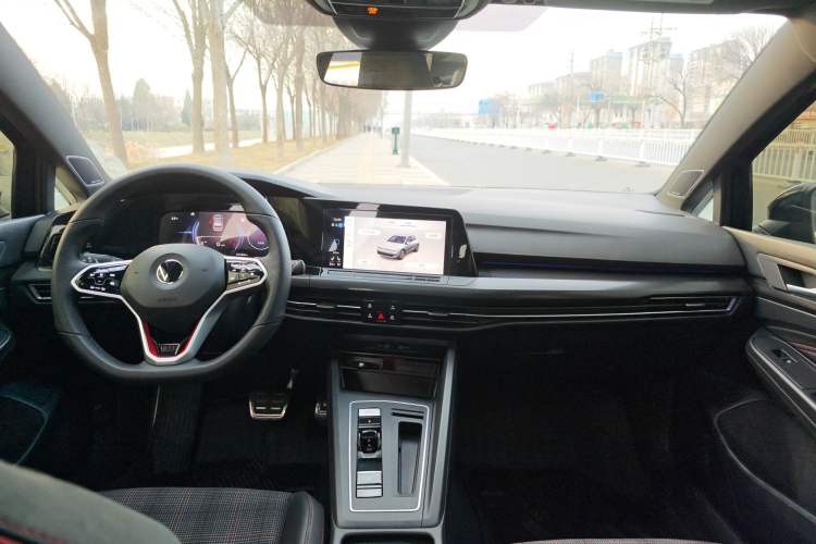 Used Volkswagen Golf GTI 2021 380TSI DSG GTI Interior 2