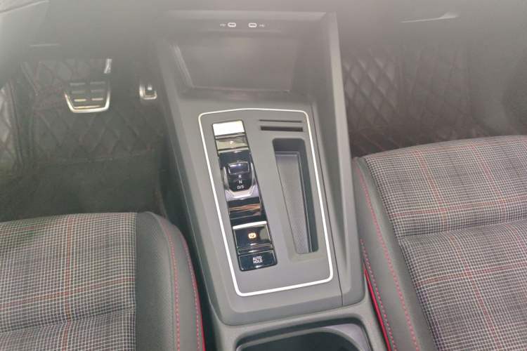 Used Volkswagen Golf GTI 2021 380TSI DSG GTI Interior 5