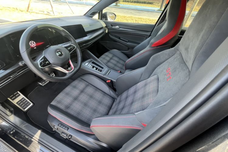 Used Volkswagen Golf GTI 2021 380TSI DSG GTI Interior 5