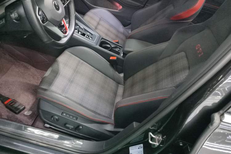 Used Volkswagen Golf GTI 2021 Facelift 380TSI DSG GTI Left Front Seat