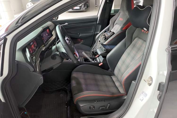 Used Volkswagen Golf GTI 2021 380TSI DSG GTI Left Front Seat
