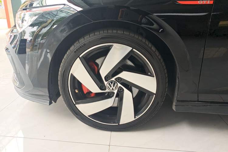 Used Volkswagen Golf GTI 2021 380TSI DSG GTI Left Front Wheel Hub