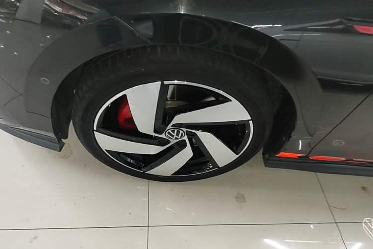 Used Volkswagen Golf GTI 2021 380TSI DSG GTI Left Front Wheel Hub
