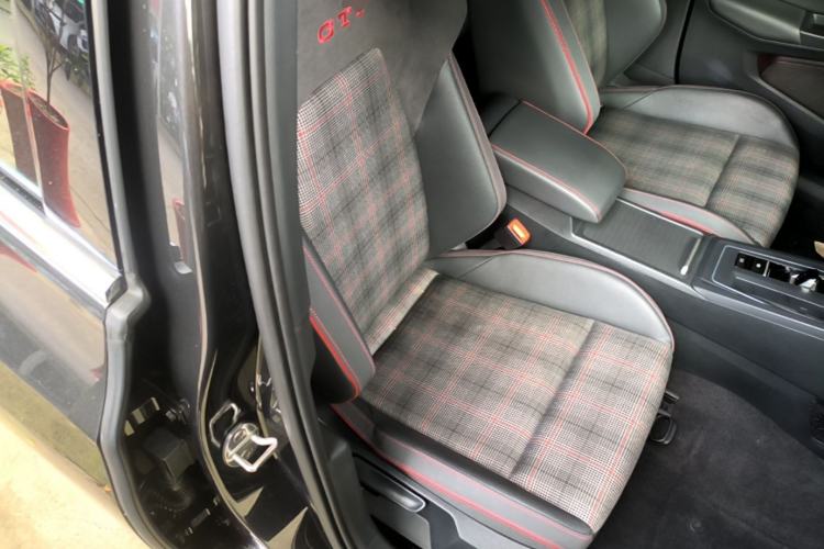 Used Volkswagen Golf GTI 2021 380TSI DSG GTI Right Front Seat