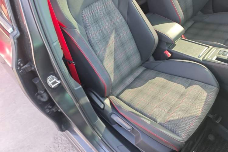 Used Volkswagen Golf GTI 2021 Facelift 380TSI DSG GTI Right Front Seat