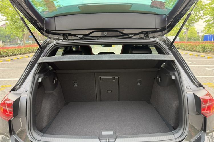 Used Volkswagen Golf GTI 2021 Facelift 380TSI DSG GTI Trunk