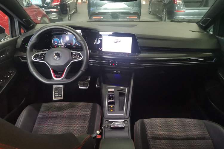 Used Volkswagen Golf GTI 2021 Facelift 380TSI DSG GTI Center Console