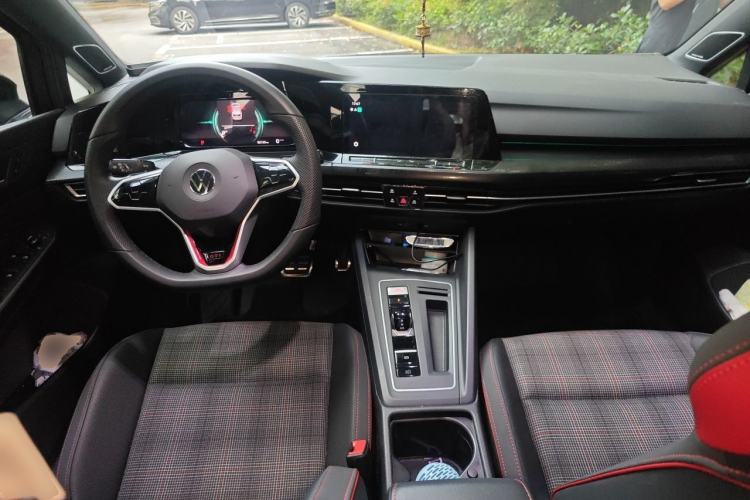 Used Volkswagen Golf GTI 2021 380TSI DSG GTI Center Console