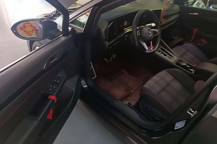 Used Volkswagen Golf GTI 2021 Facelift 380TSI DSG GTI Driver Seat