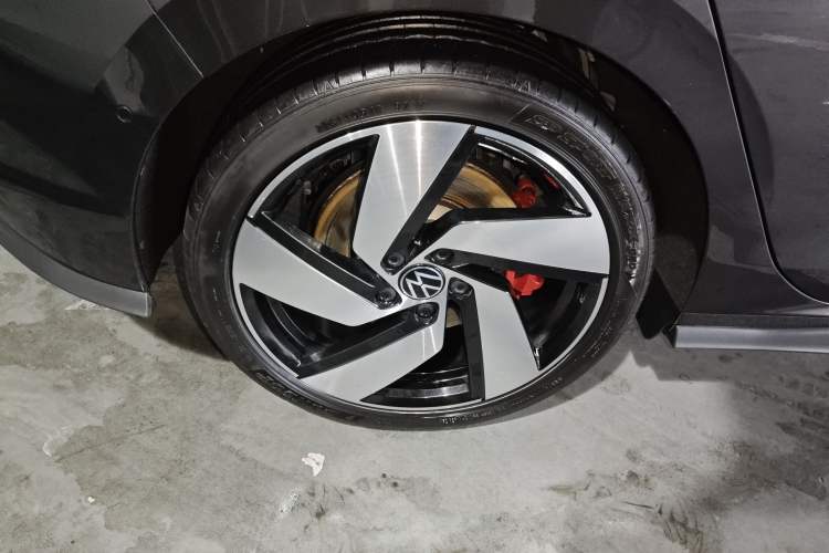 Used Volkswagen Golf GTI 2021 Facelift 380TSI DSG GTI Exterior 4