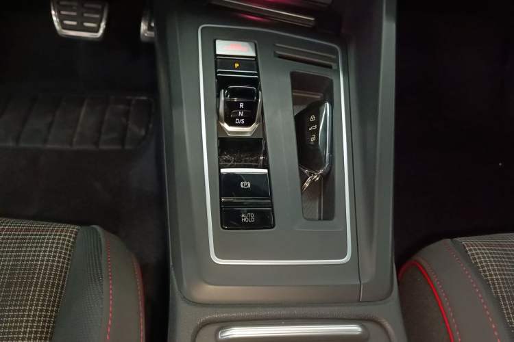 Used Volkswagen Golf GTI 2021 380TSI DSG GTI Gear Lever