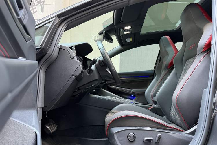Used Volkswagen Golf GTI 2021 380TSI DSG GTI Interior 1