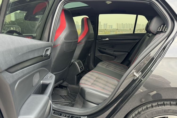 Used Volkswagen Golf GTI 2021 380TSI DSG GTI Interior 14