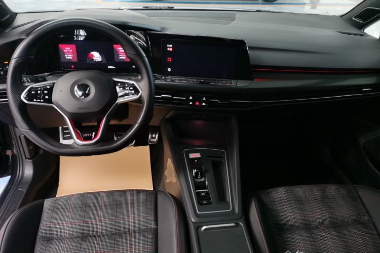 Used Volkswagen Golf GTI 2021 380TSI DSG GTI Interior 2
