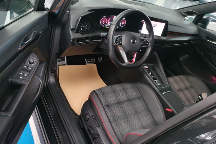 Used Volkswagen Golf GTI 2021 380TSI DSG GTI Interior 3