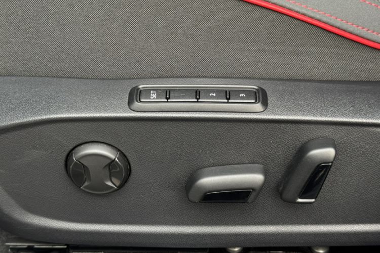 Used Volkswagen Golf GTI 2021 380TSI DSG GTI Interior 9