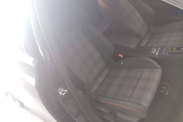 Used Volkswagen Golf GTI 2021 Facelift 380TSI DSG GTI Right Front Seat