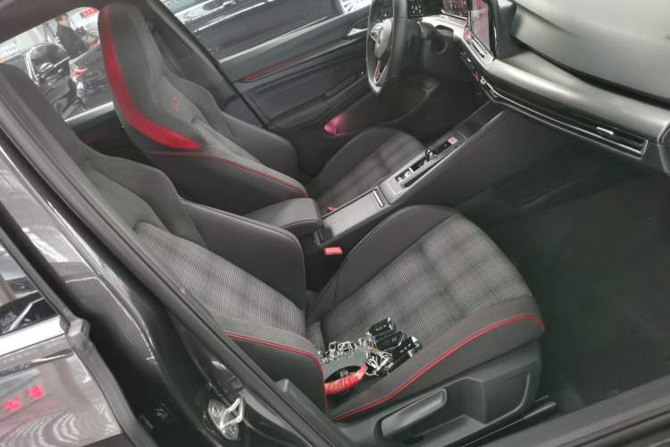 Used Volkswagen Golf GTI 2021 380TSI DSG GTI Right Front Seat