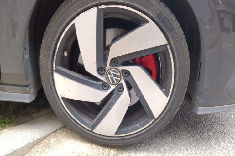 Used Volkswagen Golf GTI 2021 380TSI DSG GTI Right Front Wheel Hub