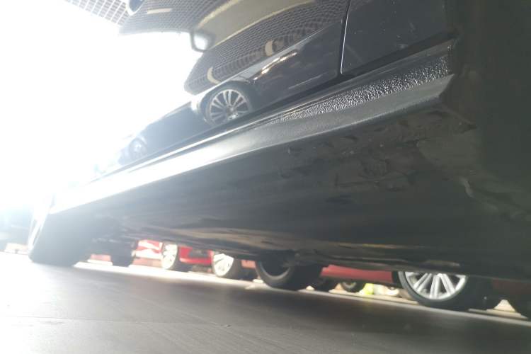 Used Volkswagen Golf GTI 2021 Facelift 380TSI DSG GTI Right Side Sill