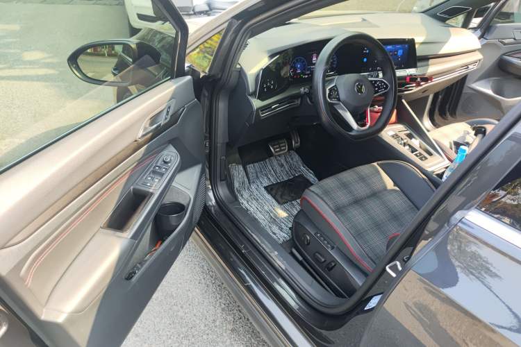 Used Volkswagen Golf GTI 2021 380TSI DSG GTI Driver Seat