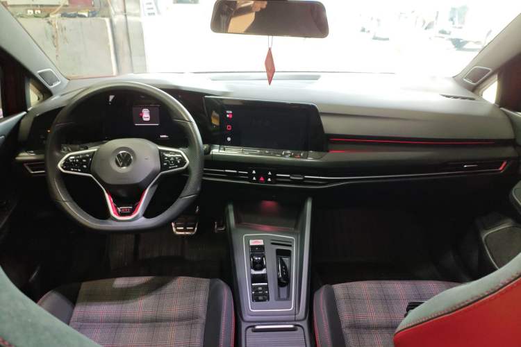 Used Volkswagen Golf GTI 2021 380TSI DSG GTI Center Console