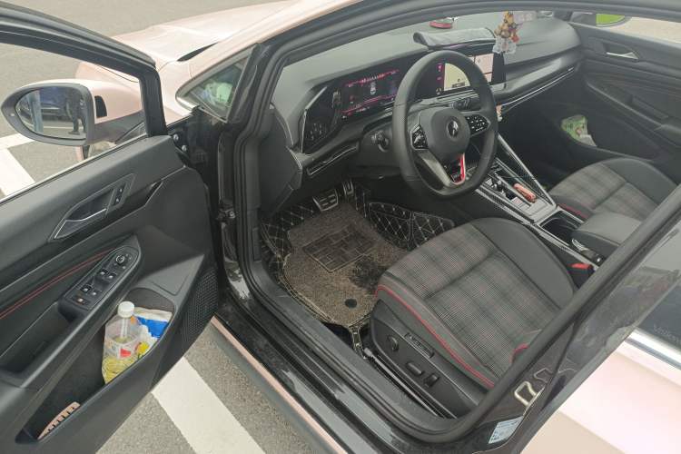Used Volkswagen Golf GTI 2021 380TSI DSG GTI Driver Seat