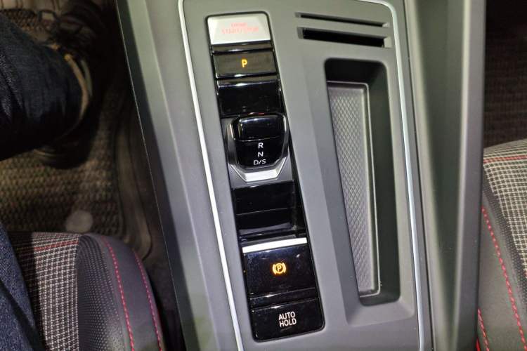 Used Volkswagen Golf GTI 2021 380TSI DSG GTI Gear Lever
