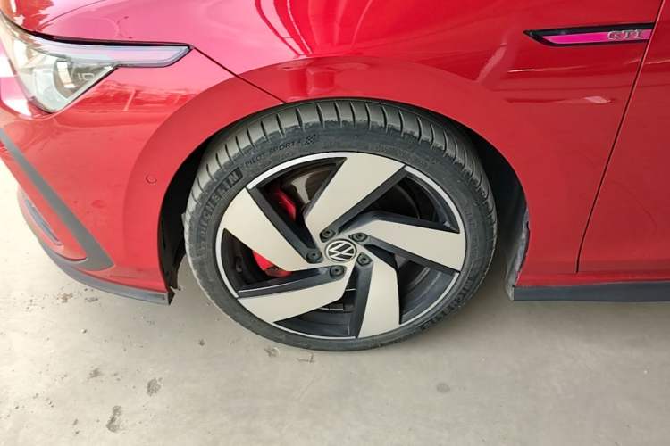 Used Volkswagen Golf GTI 2021 380TSI DSG GTI Left Front Wheel Hub