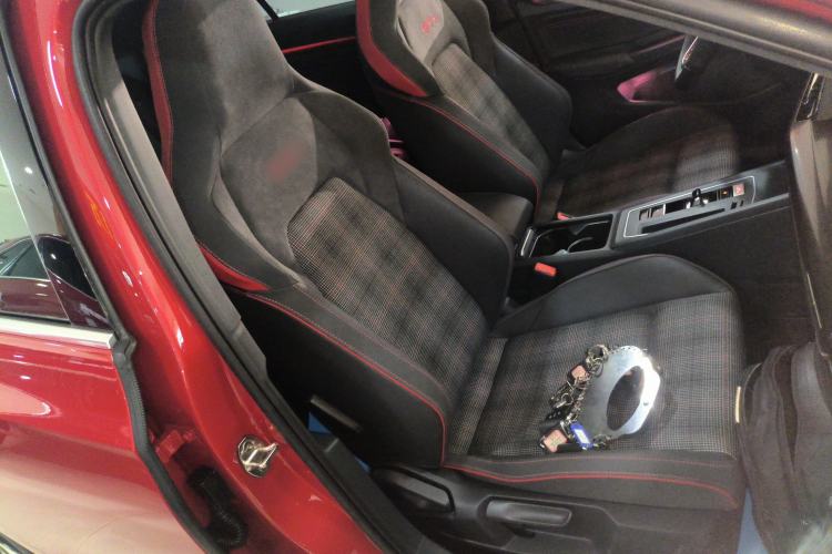 Used Volkswagen Golf GTI 2021 380TSI DSG GTI Right Front Seat