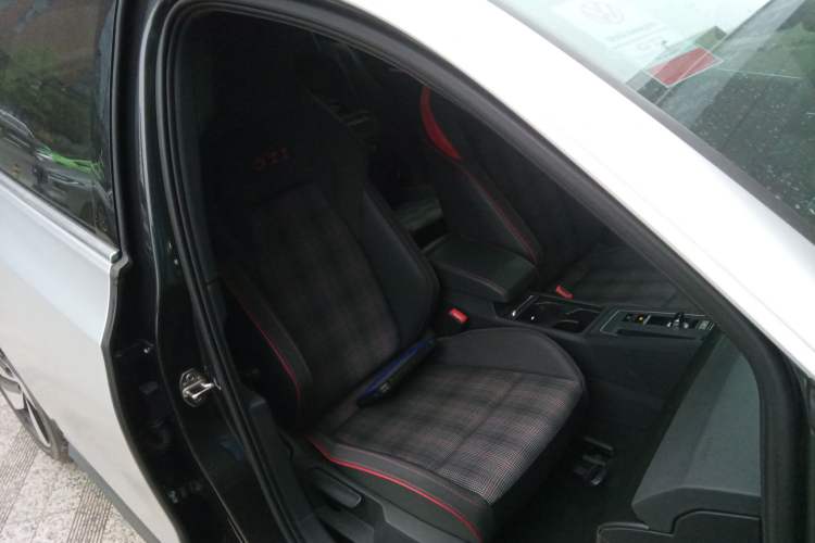 Used Volkswagen Golf GTI 2021 380TSI DSG GTI Right Front Seat